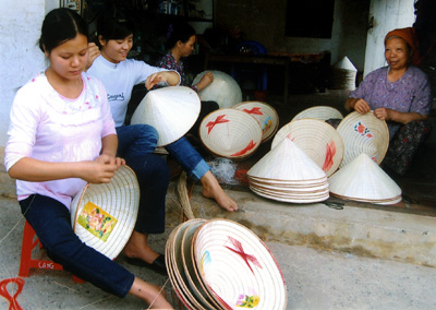 Làng nghề nón Phong Châu