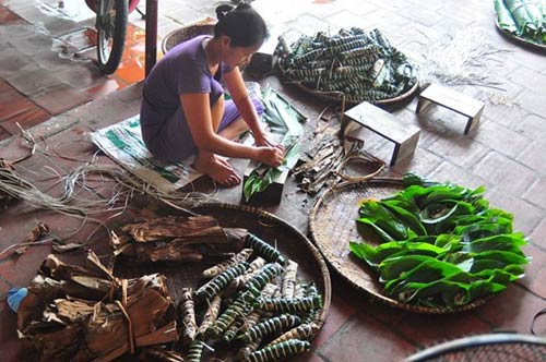 Làng nghề bánh tẻ Phú Nhi