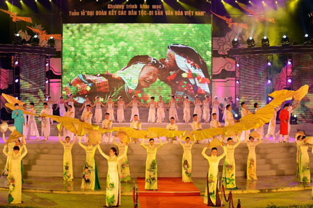 Lễ khai mạc Tuần lễ Đại đoàn kết các dân tộc- Di sản văn hóa Việt Nam