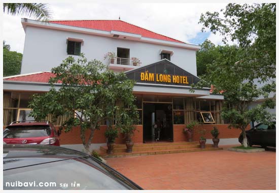 Khách sạn Đầm Long