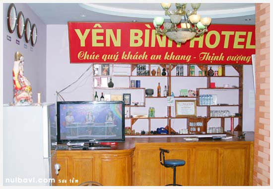 le tan khach san yen binh